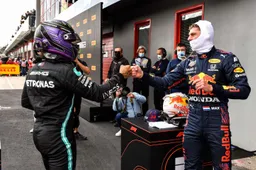 Column | Menselijke Verstappen en Hamilton zorgen voor beste F1-seizoen in jaren