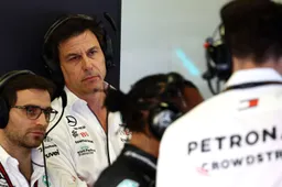 Wolff: "Non dobbiamo abbandonare il formato sprint in questa fase".