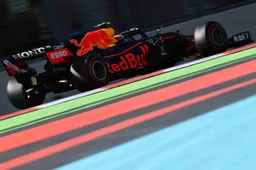 Verstappen moet eerste plek aan Perez laten in VT2, Mercedes op P11 en P16