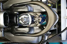 Nieuwe specificatie Mercedes-motor mogelijk wéér uitgesteld!