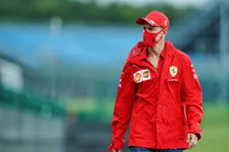 Photographer spotted Vettel getting into Racing Point's Szafnauer's car