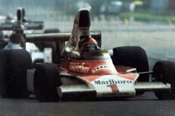 Emerson Fittipaldi mag vandaag 72 kaarsjes uitblazen!