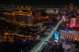 Las Vegas é uma farsa:  a F1 faz o que ela acusa os outros de fazer