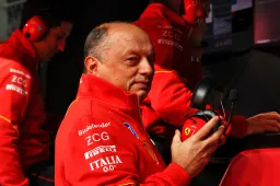 Vasseur has his say on whether he is worried about Hamilton's recent form