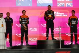 Fittipaldi praises McLaren drivers: 'Oscar has been a surprise'