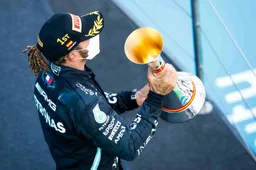 Deze bizarre statistiek bewijst hoe goed Hamilton is!