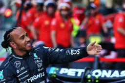 Hamilton impressiona o CEO da Ferrari com sua "mensagem poderosa"