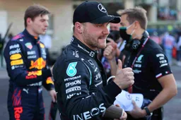 Internetreacties: "Overtuigd dat Bottas alles doet om Hamilton te hinderen"
