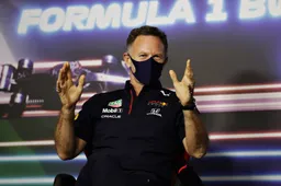 Horner niet blij met Mercedes: 'Proberen ons langzamer te maken'