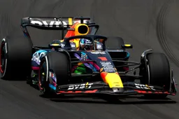 Análisis | Verstappen hace reflexionar a la competencia con datos de carrera larga