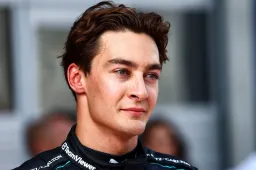 Russell trots op Mercedes nadat hij kon profiteren van Verstappen en Norris