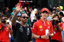 Hamilton leads praise for Bearman: "It's amazing"