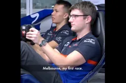 Alexander Albon doet alvast een rondje Albert Park