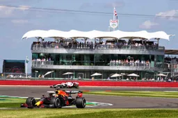 'Mercedes need to dial out some of the understeer' to catch Verstappen