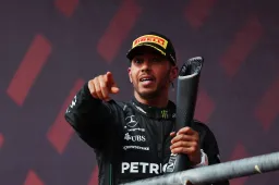 Hamilton erwartet mehr Verstappen-Siege in '23: 'Würde Geld darauf setzen'