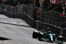 Vettel prijst Aston Martin pitmuur: "Geweldige beslissingen"