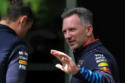 Horner disagrees with Verstappen: 'Is about the collective'