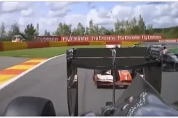 Alonso, Vettel en Magnussen verwikkeld in bitter gevecht, Belgische GP 2014