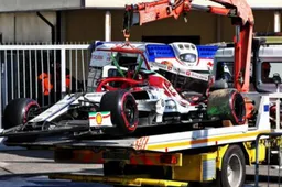 Breaking: Kimi Raikkonen to start from the pits, Perez 18th after engine changes!