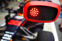 Dominant Red Bull pit crew just miss out on new pit stop record