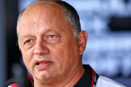 Vasseur: "Acidente de Zhou foi duas vezes mais forte que teste de colisão"