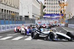 Uitslag VT1 Formule E | Frijns rijdt snelste tijd, De Vries in middenmoot