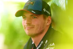 Verstappen blijft onder één voorwaarde bij Red Bull: ‘Dat heb ik ze gezegd’