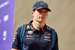 Verstappen ficou na ponta de seu assento durante a batalha