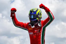 ¿Quién es Ollie Bearman, talento Ferrari, sustituto de Sainz en Jeddah?