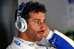 Ricciardo thinks positively: "Sights set forward for tomorrow'