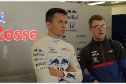 KIJKEN! Herbeleef het raceweekend in Bakoe door de ogen van Albon