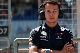Albon works hard to help Red Bull win title: "I'm in the simulator a lot"