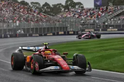 Hamilton smelled a win in Australia: 'I was leading for a second'