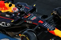 Samenvatting sprintrace Qatar | Verstappen  viert wereldtitel in sprintrace