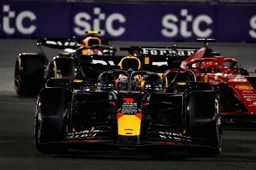 Verstappen gagne en Arabie saoudite et Bearman impressionne