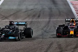 Verstappen geniet van duel met Hamilton: 'Duels zijn leuk. Faire, harde gevechten'