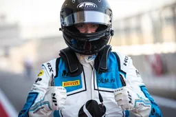 Tweede F2 race eindigt chaotisch; Verschoor van achteraan bijna naar het podium!