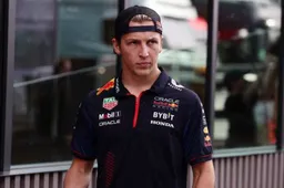 Who is F1 driver Liam Lawson?