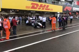 Watch Hakkinen fire up his championship-winning McLaren at Suzuka!