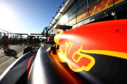 Accionista tailandés quiere que Red Bull GmbH se traslade a Dubai