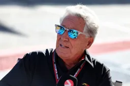 Mario Andretti geëmotioneerd na afwijzing F1: 'Ben er helemaal kapot van'