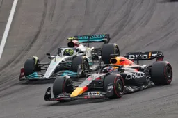 Albers zag fout Hamilton: 'Dat is het verschil tussen hem en Verstappen'