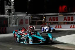 Security camera shows new footage of Alex Lynn's heavy Formula E crash