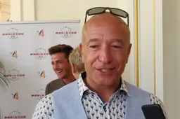 Dakar voltooien lastig? Expeditie Robinson kan er ook wat van volgens Tim Coronel!