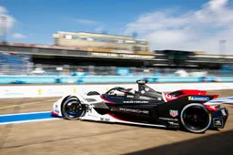 LIVE | De race van de e-Prix in Berlijn