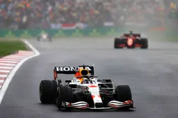 Verstappen achter Bottas op P2, Hamilton wordt vijfde en is boos op team