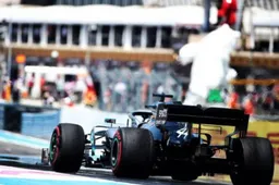 Hamilton could've ended up in the wall during Verstappen incident