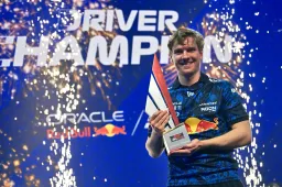 Opmeer schrijft geschiedenis met Red Bull na behalen derde wereldtitel in F1 Esports