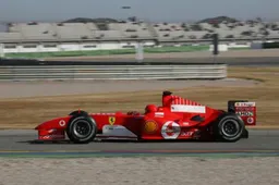 Mick Schumacher stapt in een oude klassieker van zijn vader
