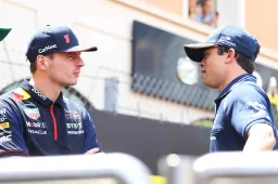 Verstappen already knew about De Vries news: 'Everyone rates him highly'
